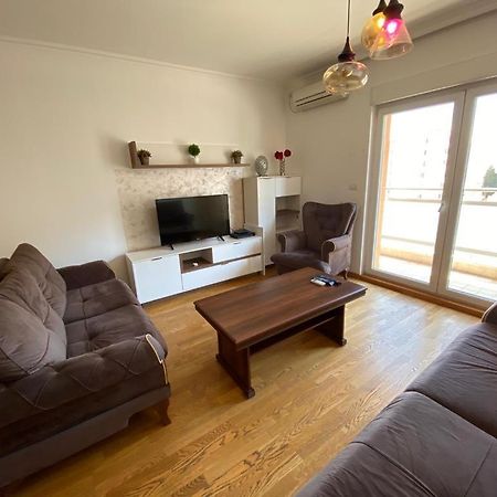Apartments City Life Podgorica Ngoại thất bức ảnh